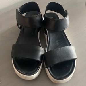 Franco Sarto black and white platform sandals